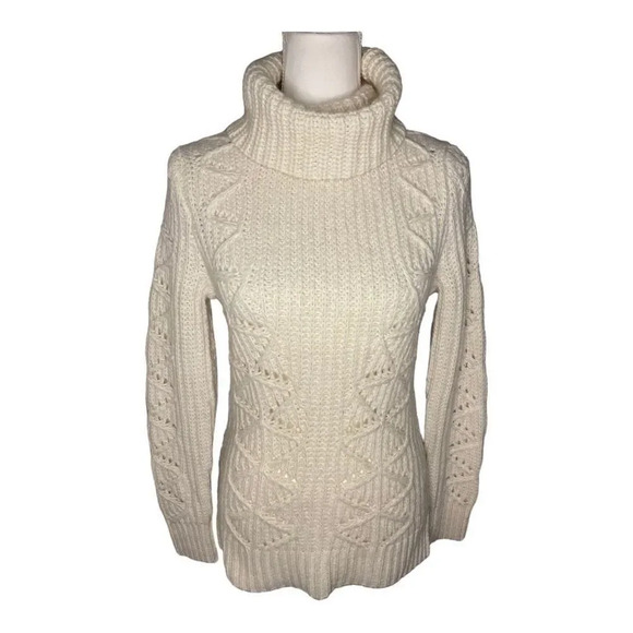 Banana Republic Women’s Small Cream Italian Yarn Mixed Stitch Turtleneck Sweater - Picture 1 of 5